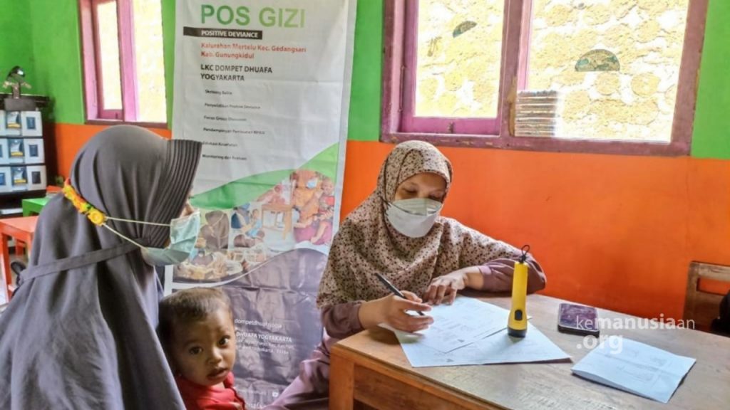 Pos Gizi: Strategi Pendekatan Pendidikan Cegah Malnutrisi Balita