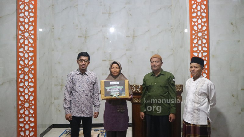 250 paket zakat fitrah