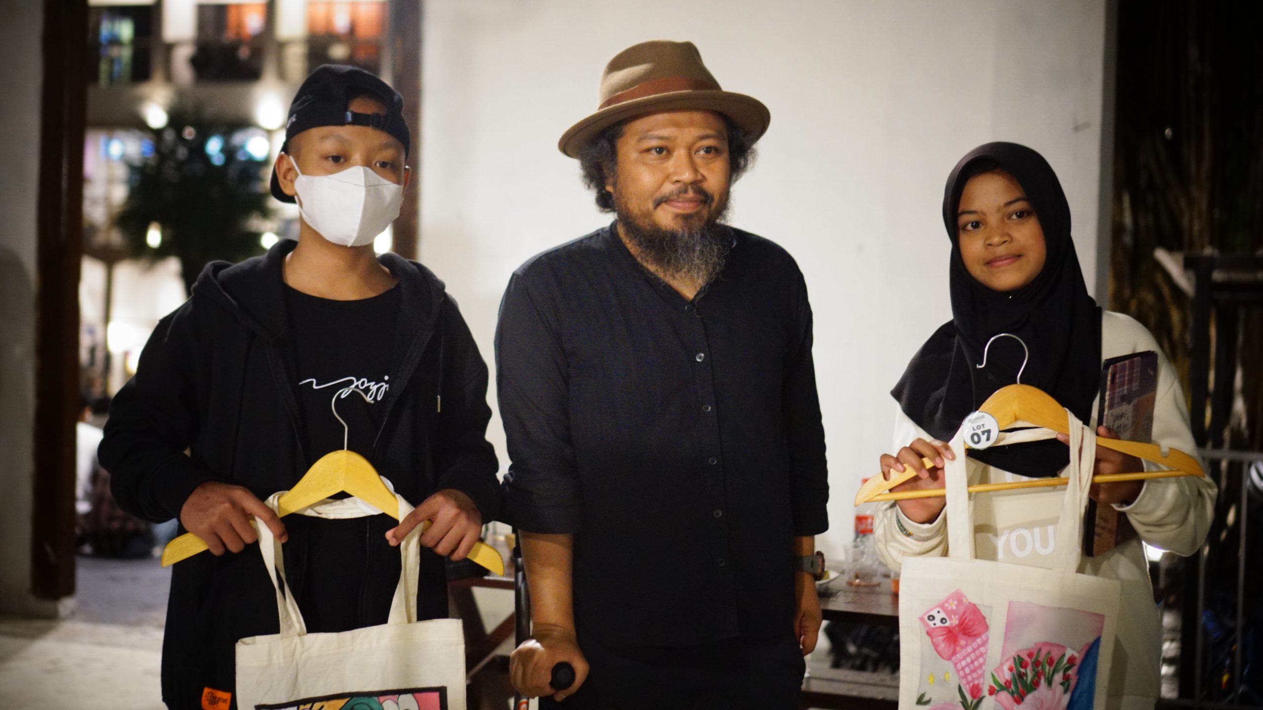 Ngabuburit bersama Bang Is PUSAKATA